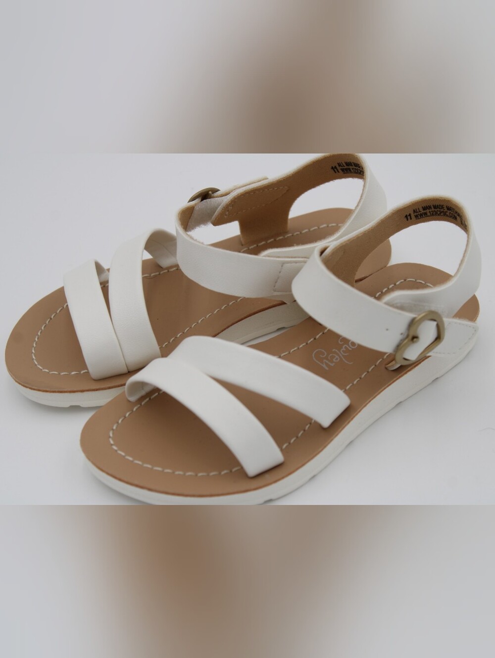 NWOT Cynthia Rowley Girls Strappy Sandals White Tan Size 11